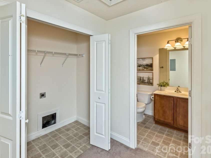 123 Foxden Drive, Fletcher, NC 28732.  MLS# CAR4382716, YatesRealty ID 14485. Laundry hookup