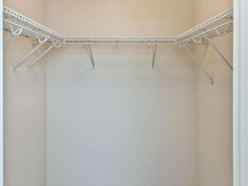 123 Foxden Drive, Fletcher, NC 28732.  MLS# CAR4382716, YatesRealty ID 14485. Walk in closet
