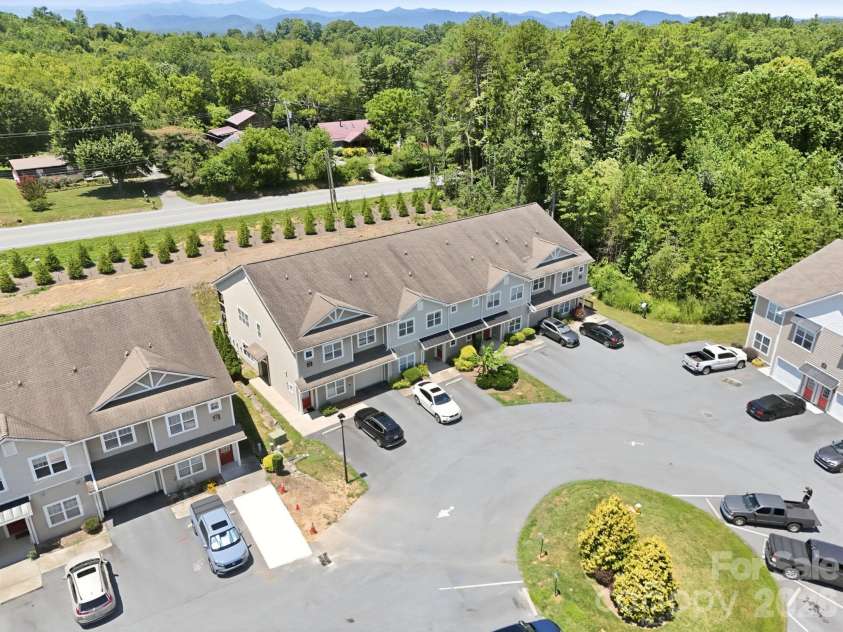 123 Foxden Drive, Fletcher, NC 28732.  MLS# CAR4404022, YatesRealty ID 14485. 