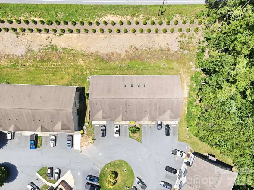 123 Foxden Drive, Fletcher, NC 28732.  MLS# CAR4404022, YatesRealty ID 14485. 