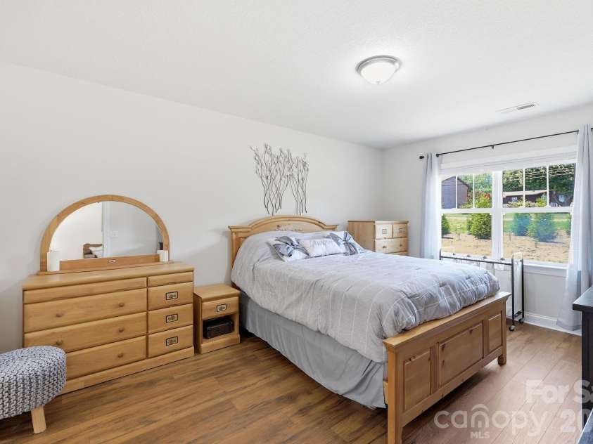 123 Foxden Drive, Fletcher, NC 28732.  MLS# CAR4404022, YatesRealty ID 14485. Primary bedroom