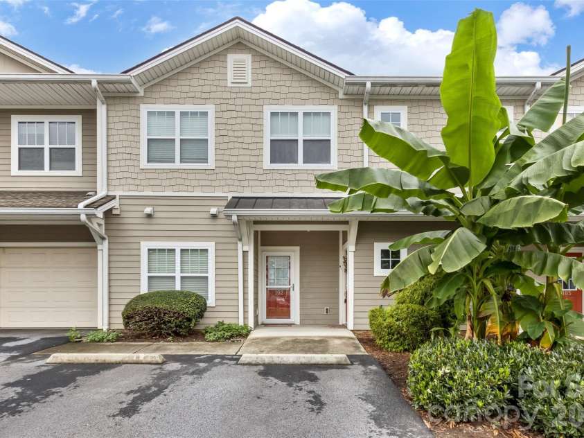 123 Foxden Drive, Fletcher, NC 28732.  MLS# CAR4428023, YatesRealty ID 14485. 
