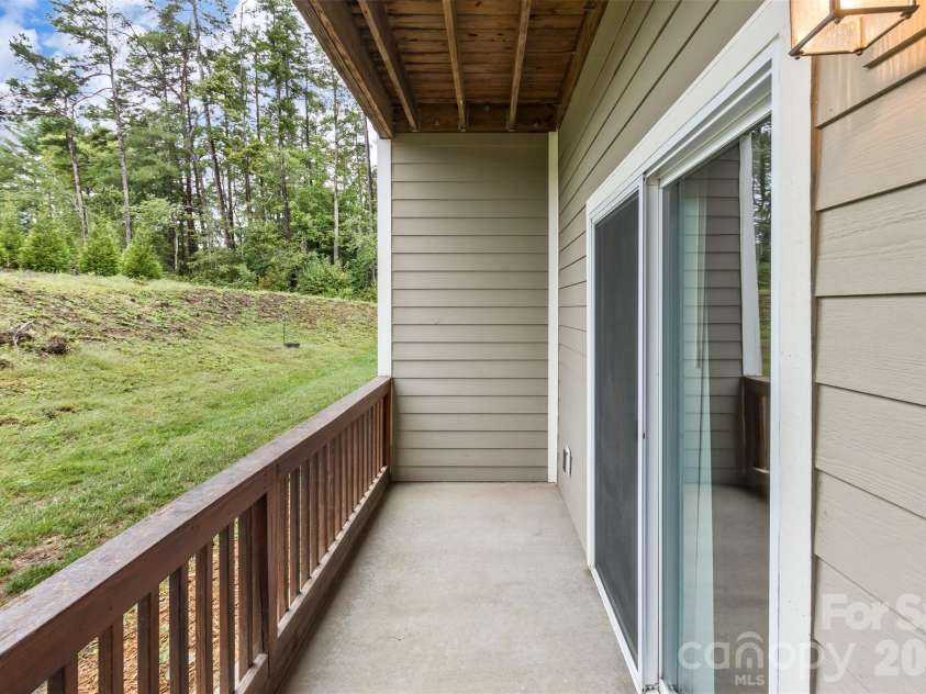 123 Foxden Drive, Fletcher, NC 28732.  MLS# CAR4428023, YatesRealty ID 14485. 
