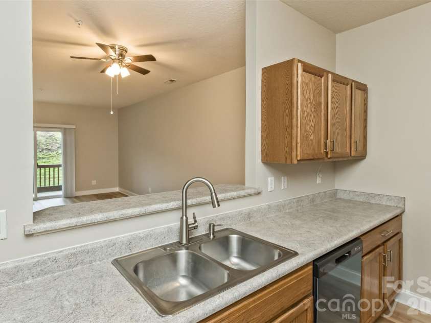 123 Foxden Drive, Fletcher, NC 28732.  MLS# CAR4428023, YatesRealty ID 14485. 