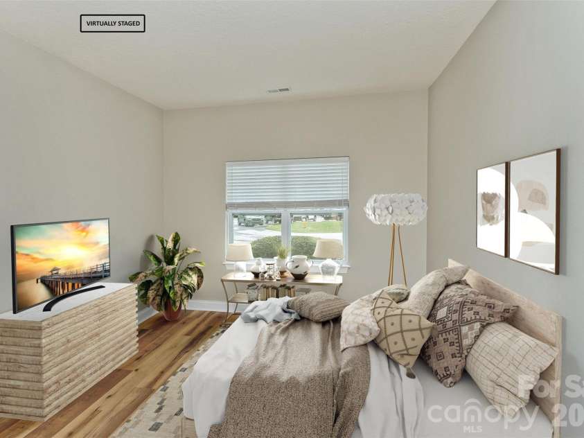 123 Foxden Drive, Fletcher, NC 28732.  MLS# CAR4428023, YatesRealty ID 14485. 