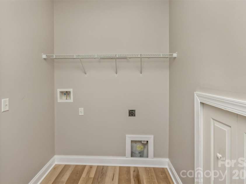 123 Foxden Drive, Fletcher, NC 28732.  MLS# CAR4428023, YatesRealty ID 14485. 