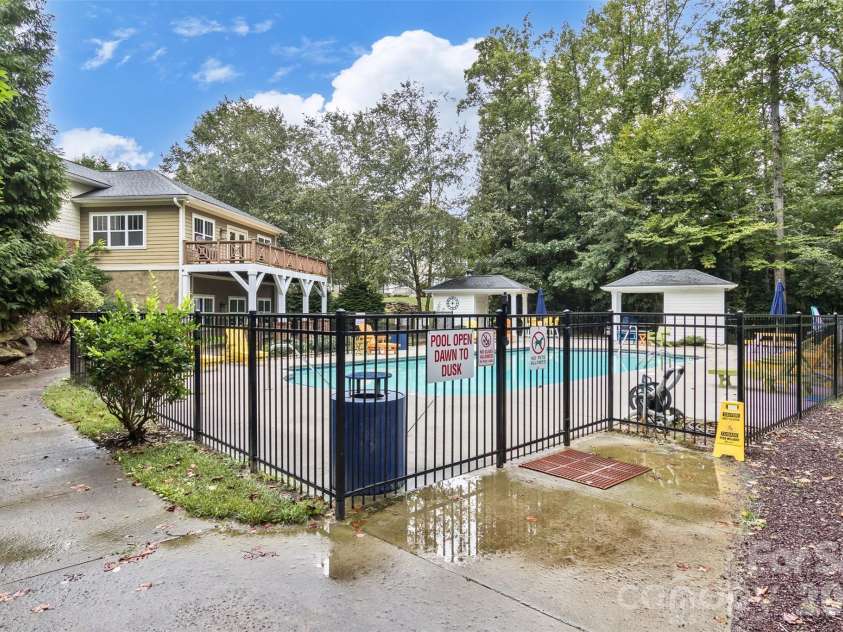 123 Foxden Drive, Fletcher, NC 28732.  MLS# CAR4428023, YatesRealty ID 14485. 