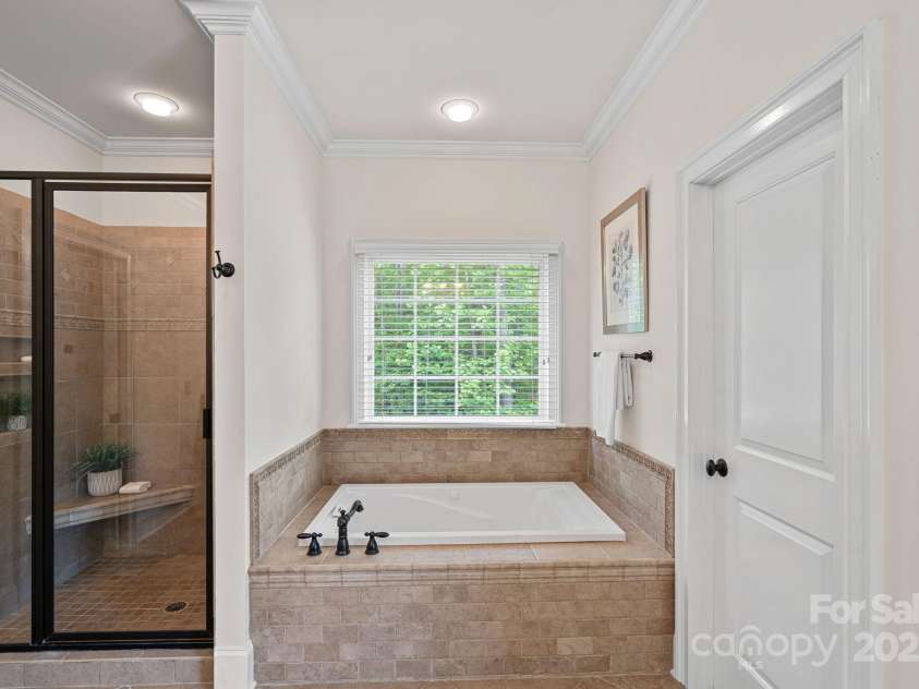 208 Grasshopper Circle, Mooresville, NC 28117.  MLS# CAR4247253, YatesRealty ID 14486. 