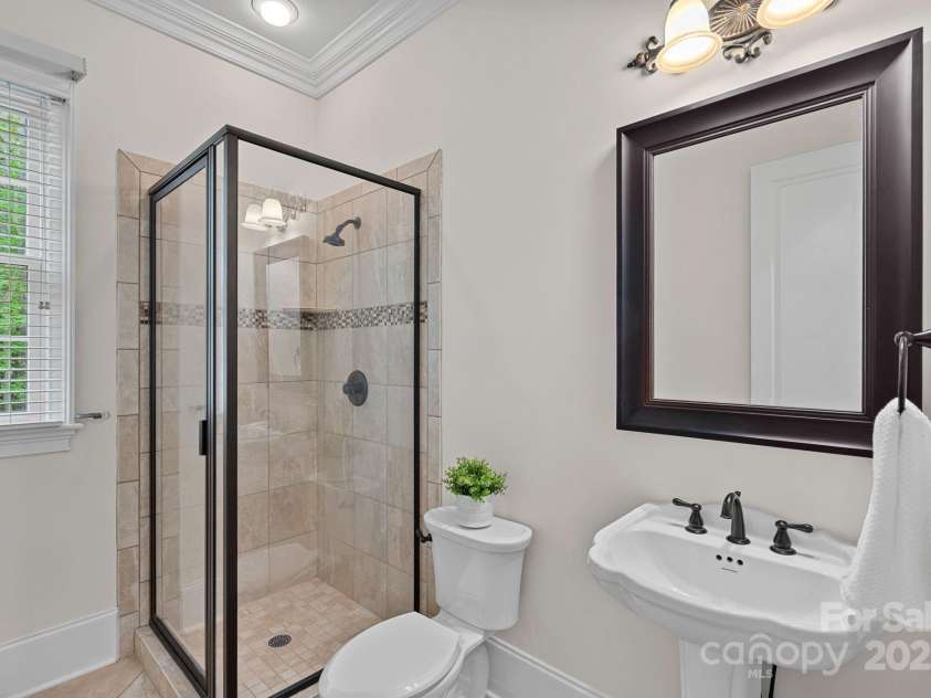 208 Grasshopper Circle, Mooresville, NC 28117.  MLS# CAR4247253, YatesRealty ID 14486. Full Bath on Main Level