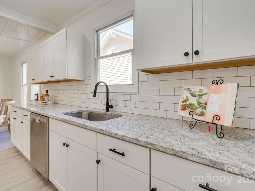 736 Cedar Street, Rock Hill, SC 29730.  MLS# CAR4192312, YatesRealty ID 14487. 