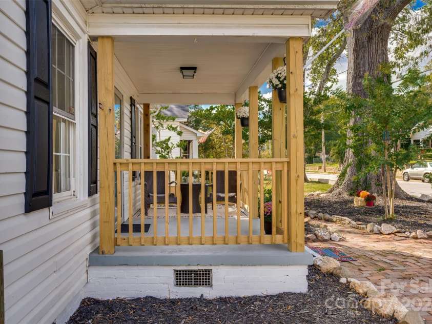 736 Cedar Street, Rock Hill, SC 29730.  MLS# CAR4192312, YatesRealty ID 14487. 