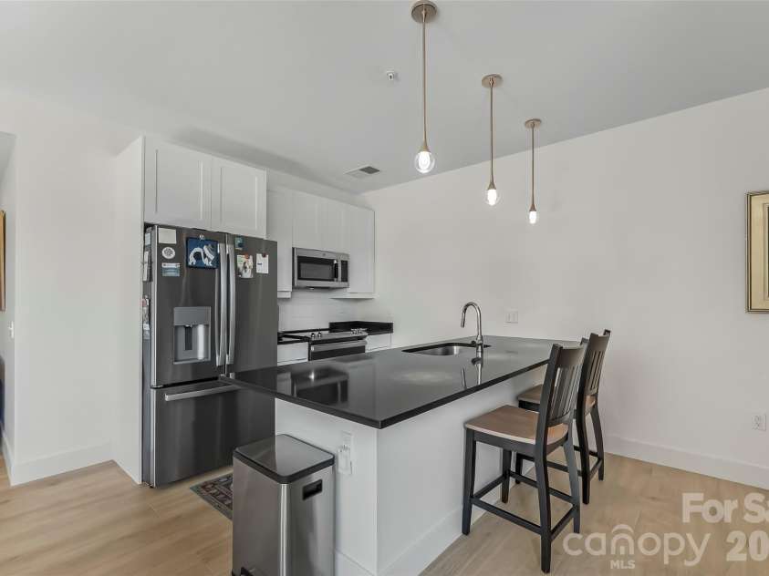 68 Craven Street, Asheville, NC 28806.  MLS# CAR4391853, YatesRealty ID 14488. 