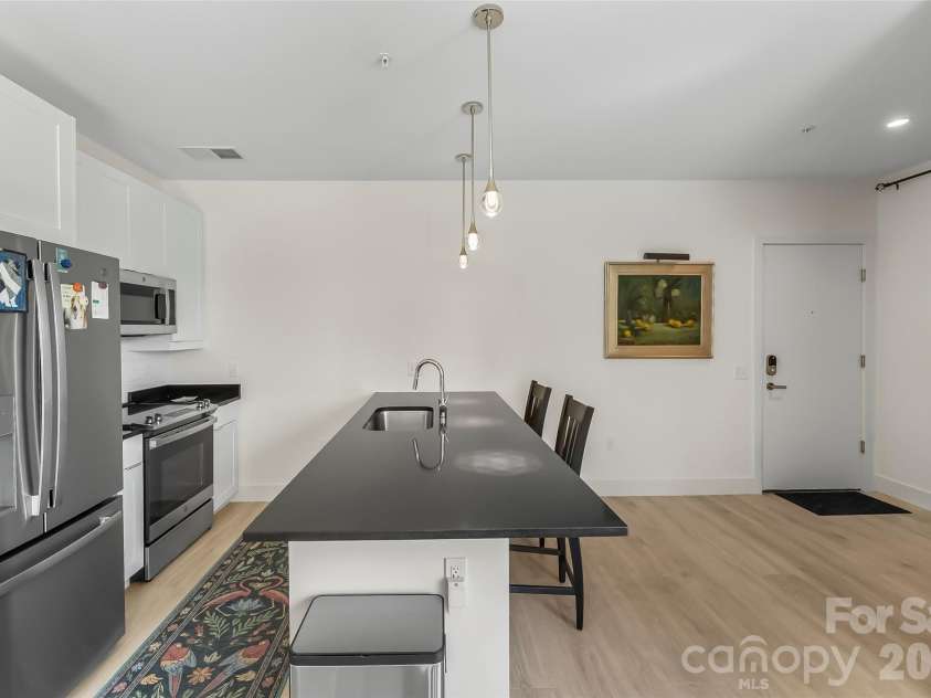 68 Craven Street, Asheville, NC 28806.  MLS# CAR4391853, YatesRealty ID 14488. 