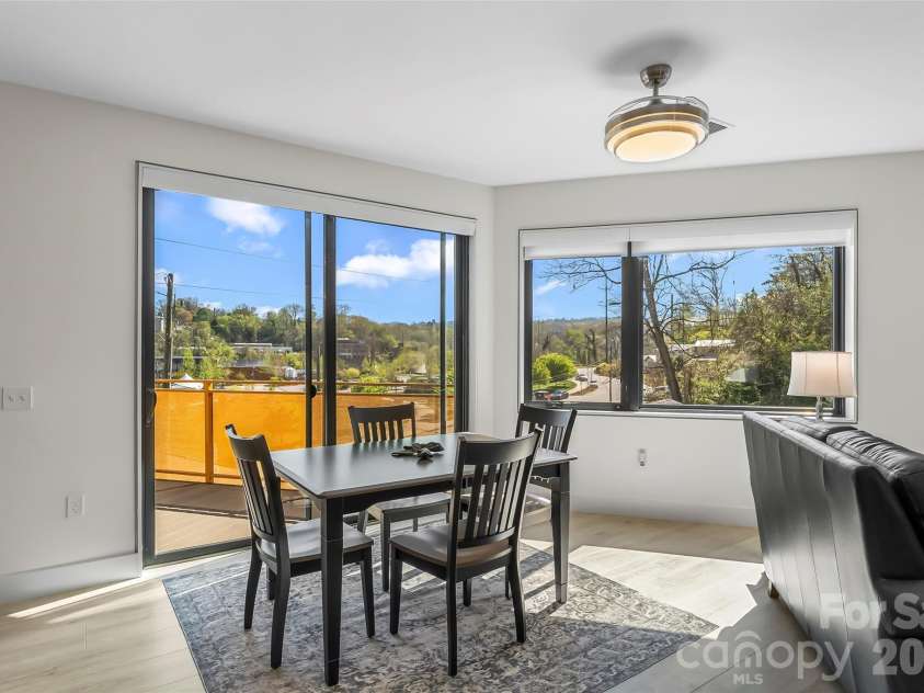 68 Craven Street, Asheville, NC 28806.  MLS# CAR4391853, YatesRealty ID 14488. 