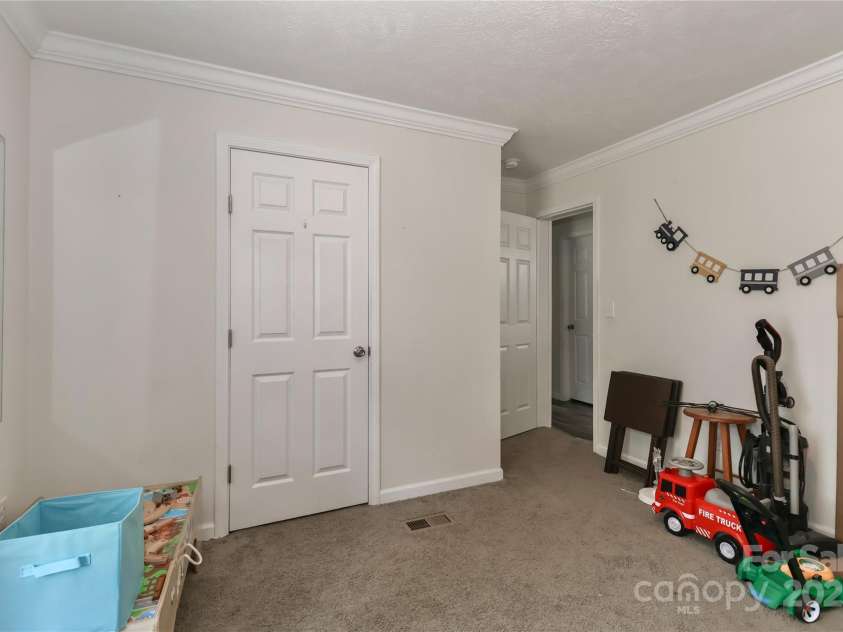119 Marietta Road, Mooresville, NC 28117.  MLS# CAR4253281, YatesRealty ID 14489. 