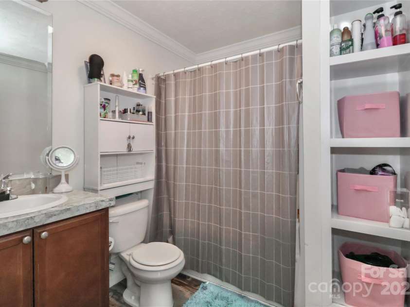 119 Marietta Road, Mooresville, NC 28117.  MLS# CAR4253281, YatesRealty ID 14489. 