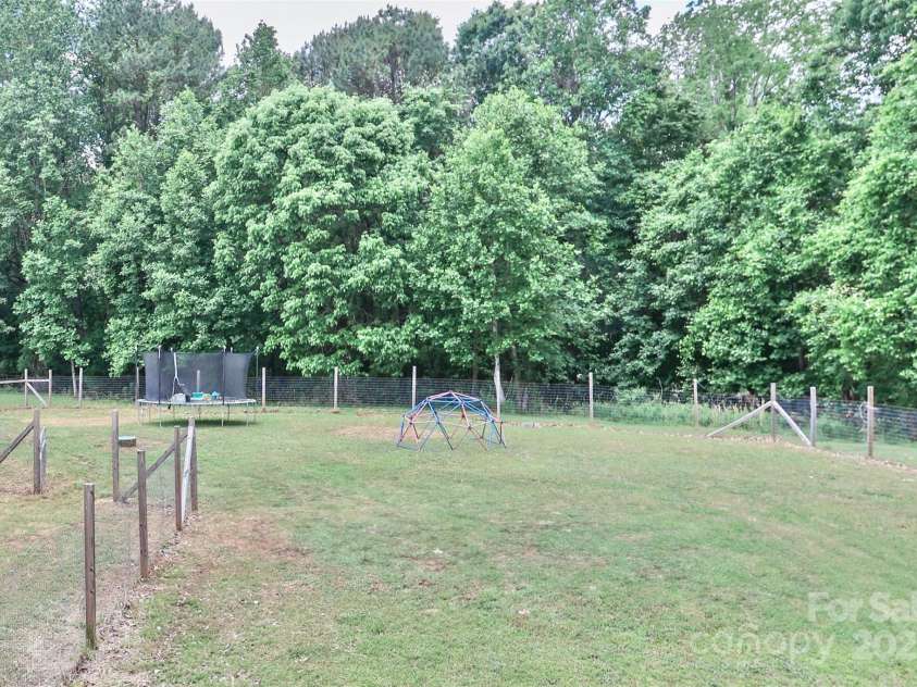 119 Marietta Road, Mooresville, NC 28117.  MLS# CAR4253281, YatesRealty ID 14489. 