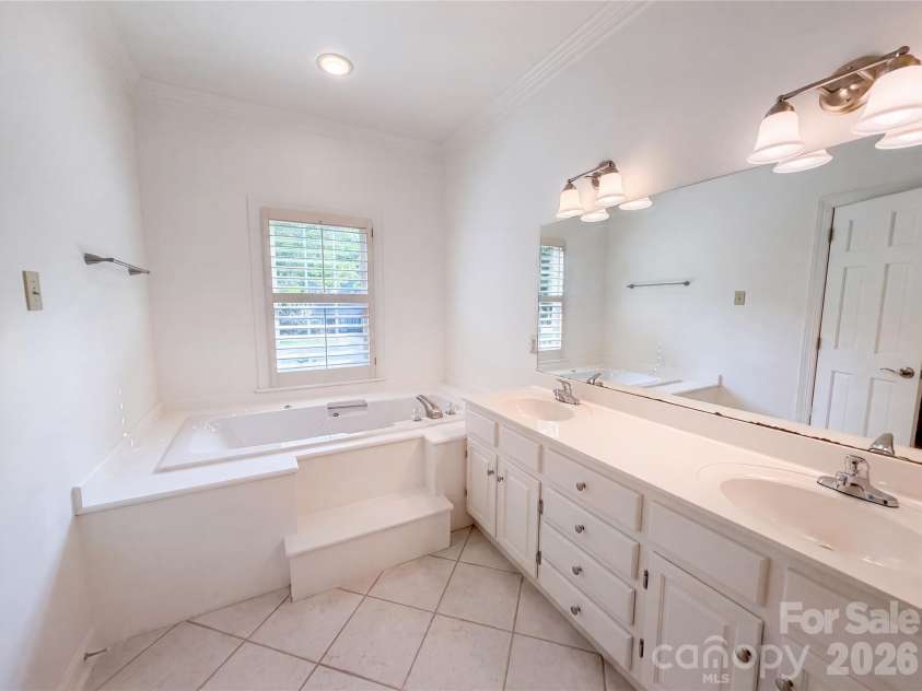 1750 Trellis Drive, Rock Hill, SC 29732.  MLS# CAR4333118, YatesRealty ID 14489. 