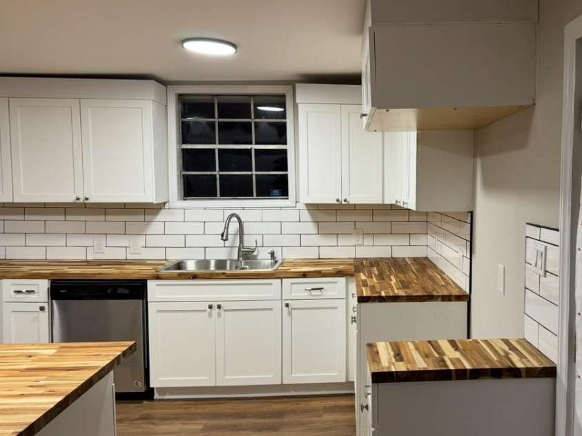 702 9th Street, Bessemer City, NC 28016.  MLS# CAR4157741, YatesRealty ID 1449. 