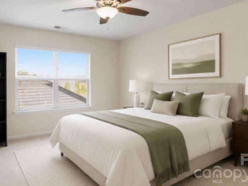 11824 Springpoint Lane, Charlotte, NC 28278.  MLS# CAR4360909, YatesRealty ID 14495. *Potential*Bedroom 4 On upper level