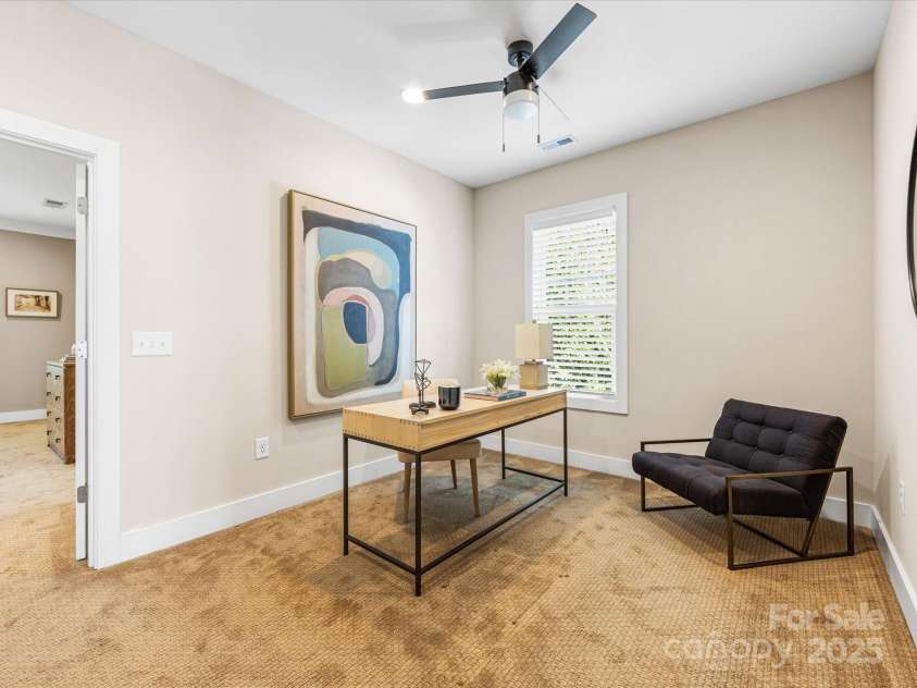 5210 Valley Stream Road, Charlotte, NC 28209.  MLS# CAR4288091, YatesRealty ID 14495. 