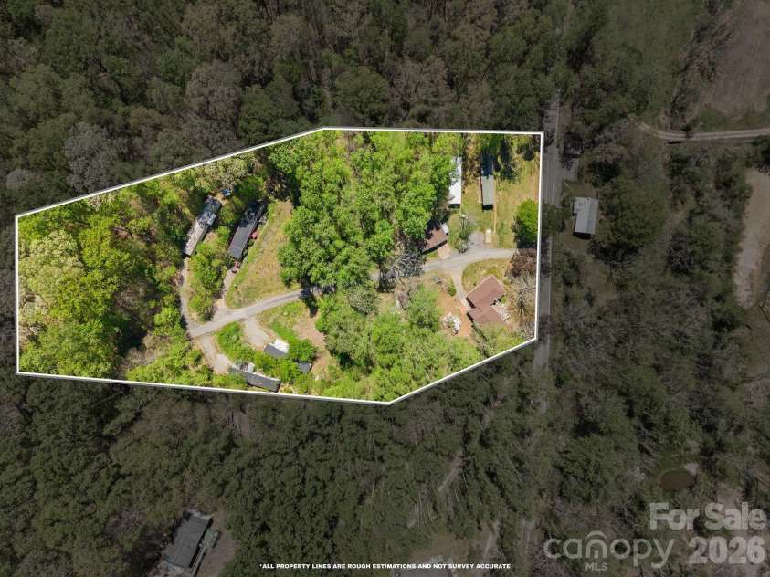 290 Hookers Gap Road, Candler, NC 28715.  MLS# CAR4373451, YatesRealty ID 14496. 