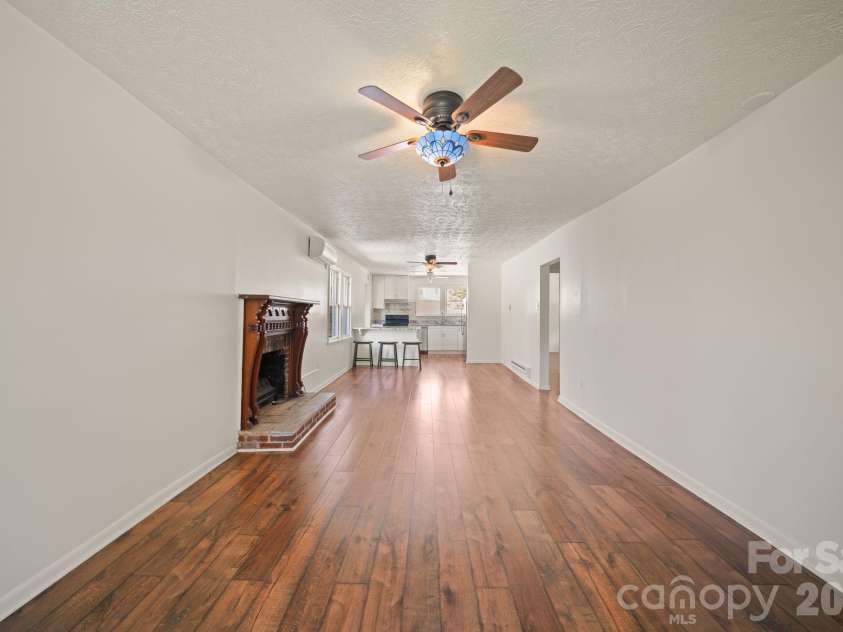 290 Hookers Gap Road, Candler, NC 28715.  MLS# CAR4373451, YatesRealty ID 14496. 