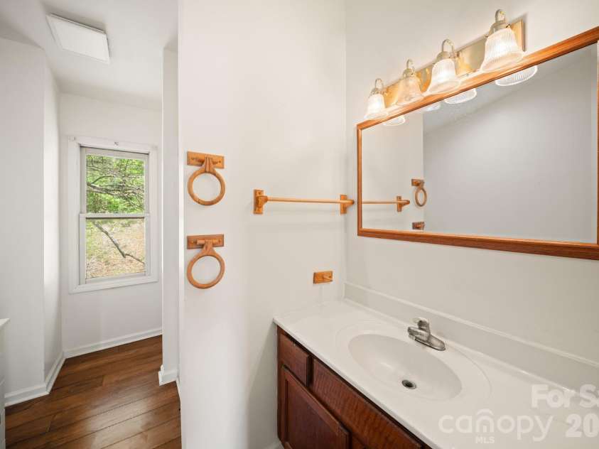 290 Hookers Gap Road, Candler, NC 28715.  MLS# CAR4373451, YatesRealty ID 14496. 