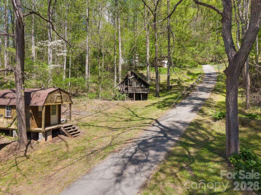 290 Hookers Gap Road, Candler, NC 28715.  MLS# CAR4373451, YatesRealty ID 14496. Shed conveys. Save the old barn!