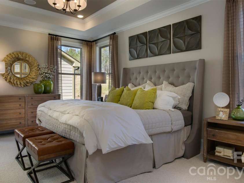 8937 Silver Springs Court, Charlotte, NC 28215.  MLS# CAR4365056, YatesRealty ID 14497. 