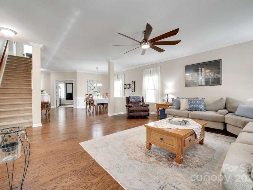 985 Angelica Lane, Tega Cay, SC 29708.  MLS# CAR4246677, YatesRealty ID 14497. 