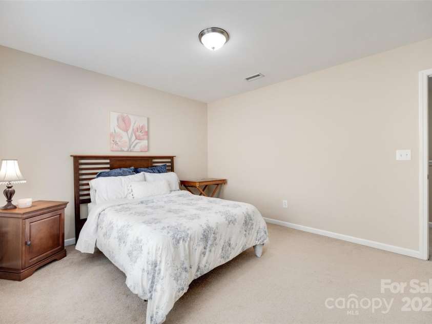 985 Angelica Lane, Tega Cay, SC 29708.  MLS# CAR4246677, YatesRealty ID 14497. 