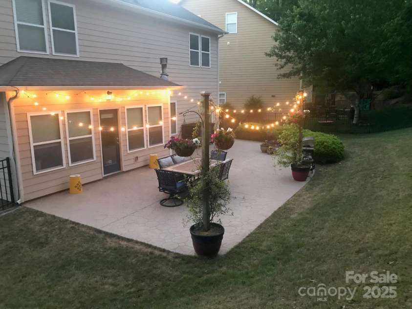985 Angelica Lane, Tega Cay, SC 29708.  MLS# CAR4246677, YatesRealty ID 14497. Beautiful back patio