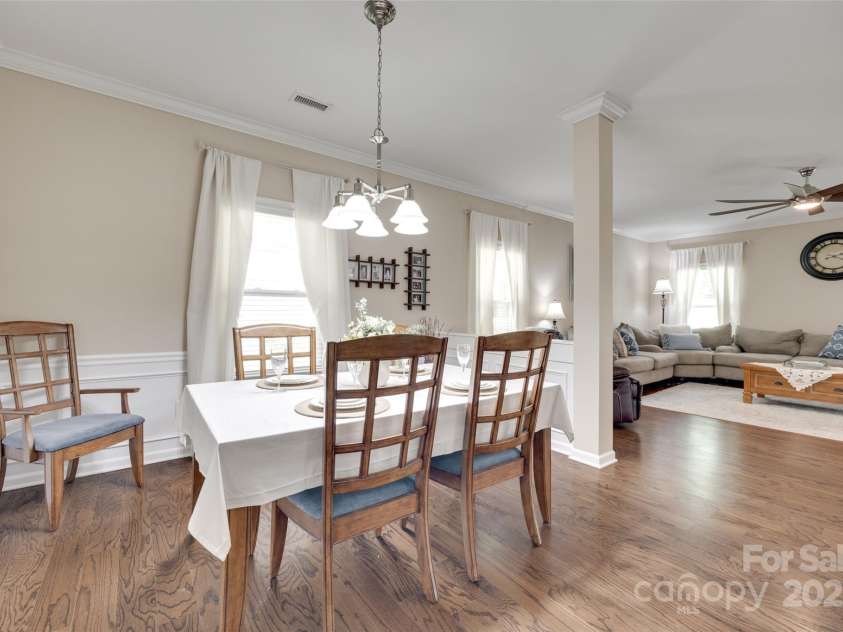 985 Angelica Lane, Tega Cay, SC 29708.  MLS# CAR4246677, YatesRealty ID 14497. Dining Room