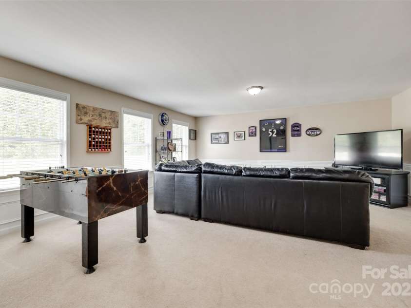 985 Angelica Lane, Tega Cay, SC 29708.  MLS# CAR4246677, YatesRealty ID 14497. Loft