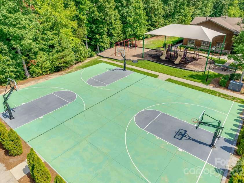 985 Angelica Lane, Tega Cay, SC 29708.  MLS# CAR4246677, YatesRealty ID 14497. Sports Court