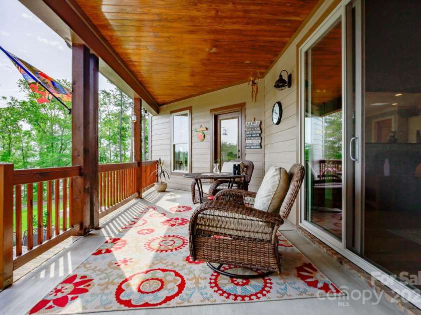 1099 Retreat Way, Ridgeway, SC 29130.  MLS# CAR4257782, YatesRealty ID 14498. 