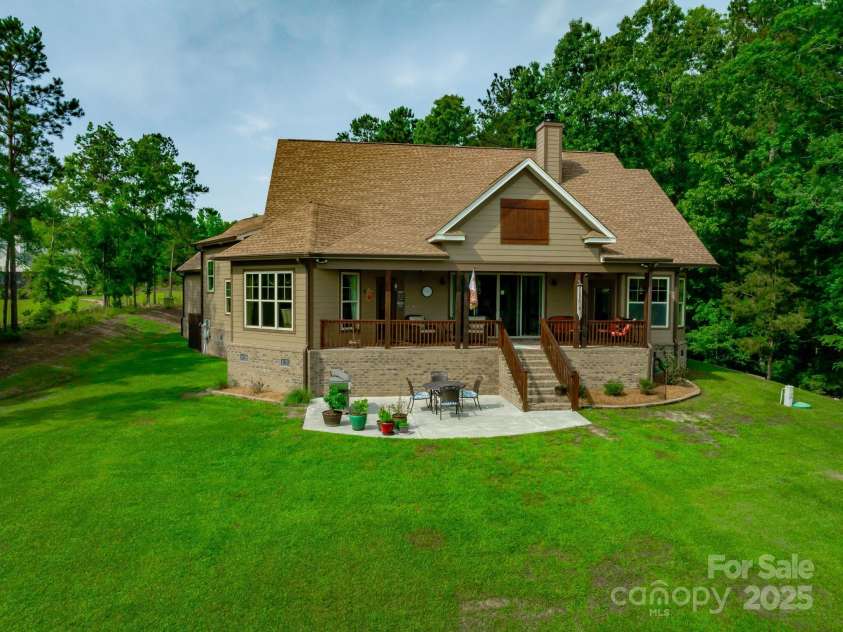1099 Retreat Way, Ridgeway, SC 29130.  MLS# CAR4257782, YatesRealty ID 14498. 