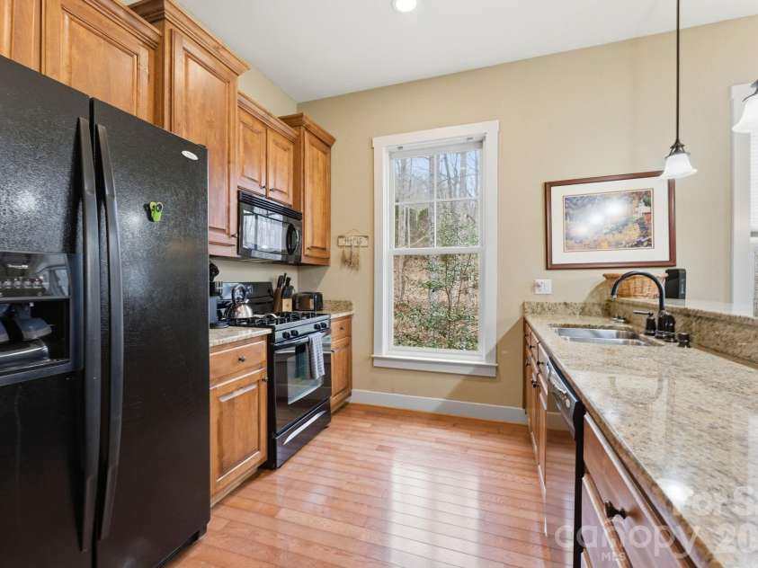 150 Saddle Notch Lane, Tuckasegee, NC 28783.  MLS# CAR4365967, YatesRealty ID 14498. 