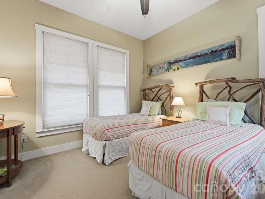 150 Saddle Notch Lane, Tuckasegee, NC 28783.  MLS# CAR4365967, YatesRealty ID 14498. 