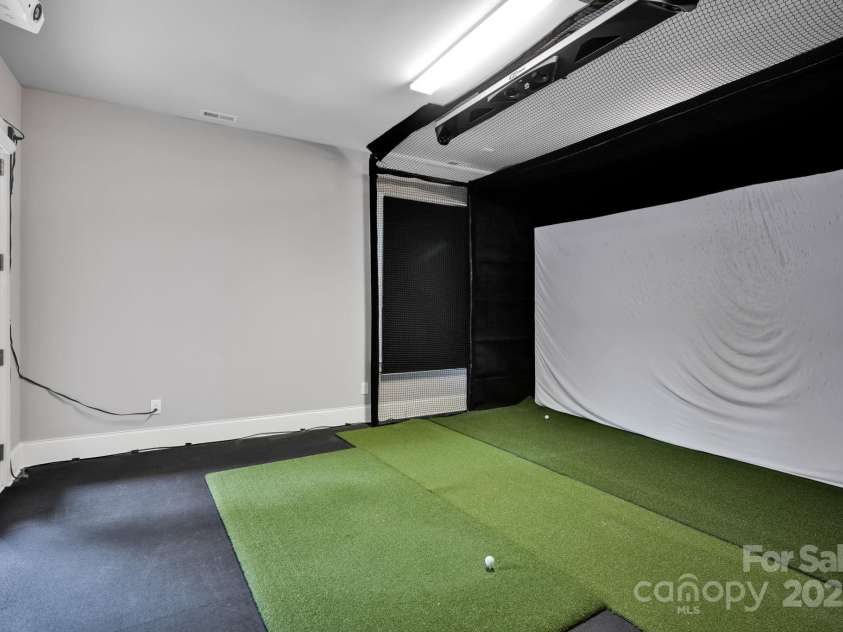 17909 Golden Meadow Court, Davidson, NC 28036.  MLS# CAR4247147, YatesRealty ID 14499. 