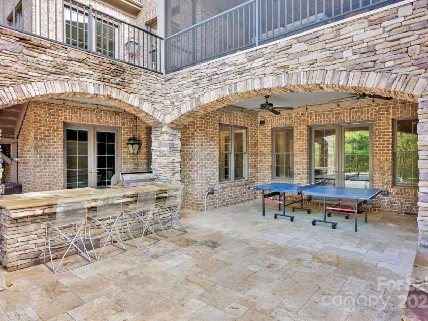 17909 Golden Meadow Court, Davidson, NC 28036.  MLS# CAR4247147, YatesRealty ID 14499. 