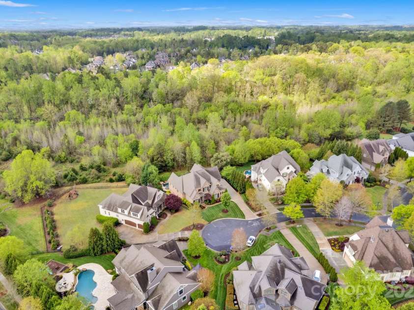 17909 Golden Meadow Court, Davidson, NC 28036.  MLS# CAR4247147, YatesRealty ID 14499. 