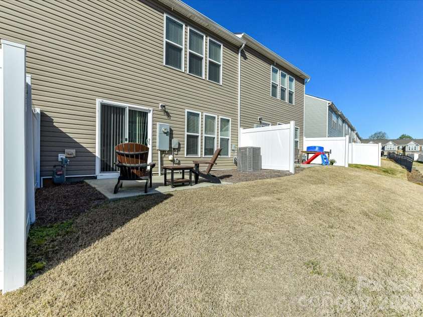 806 Canoe Song Road, Fort Mill, SC 29708.  MLS# CAR4357940, YatesRealty ID 14499. 