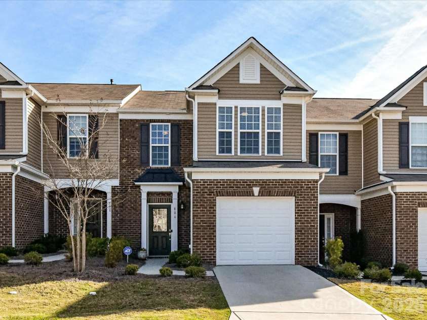 806 Canoe Song Road, Fort Mill, SC 29708.  MLS# CAR4357940, YatesRealty ID 14499. Brick with 1 car garage