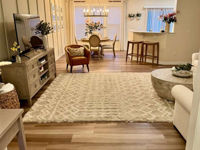 806 Canoe Song Road, Fort Mill, SC 29708.  MLS# CAR4357940, YatesRealty ID 14499. Family Room