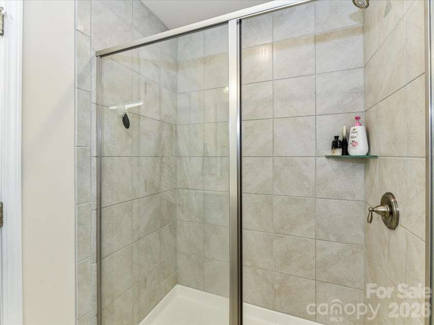 806 Canoe Song Road, Fort Mill, SC 29708.  MLS# CAR4357940, YatesRealty ID 14499. Oversized shower