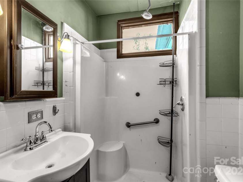 307 Kings Mountain Street, Clover, SC 29710.  MLS# CAR4200018, YatesRealty ID 145. 