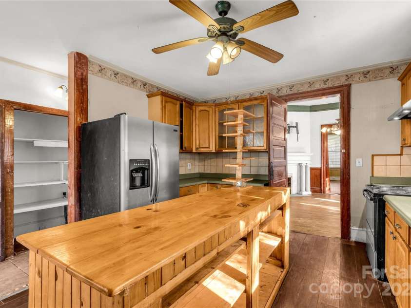 307 Kings Mountain Street, Clover, SC 29710.  MLS# CAR4200018, YatesRealty ID 145. 