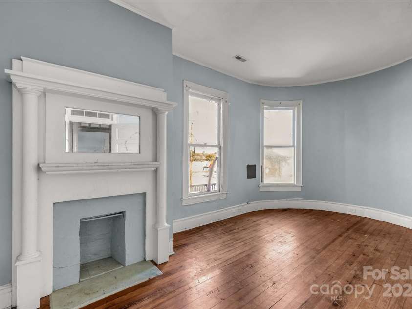 307 Kings Mountain Street, Clover, SC 29710.  MLS# CAR4200018, YatesRealty ID 145. 